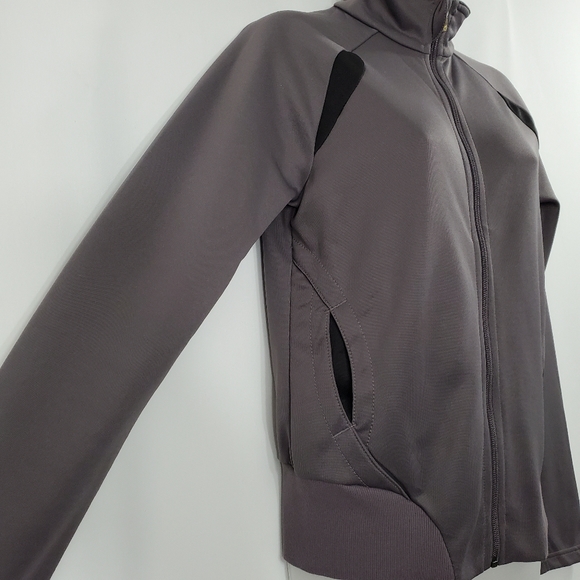 Puma Track Jacket - Picture 2 of 10